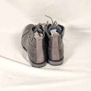 invito | Shoes | Invito Mens Gray Cap Toe Lace Up Chukka  display picture 2